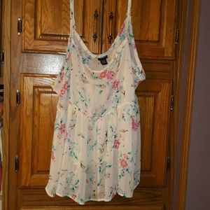 Plus size Torrid size 3 women's tank